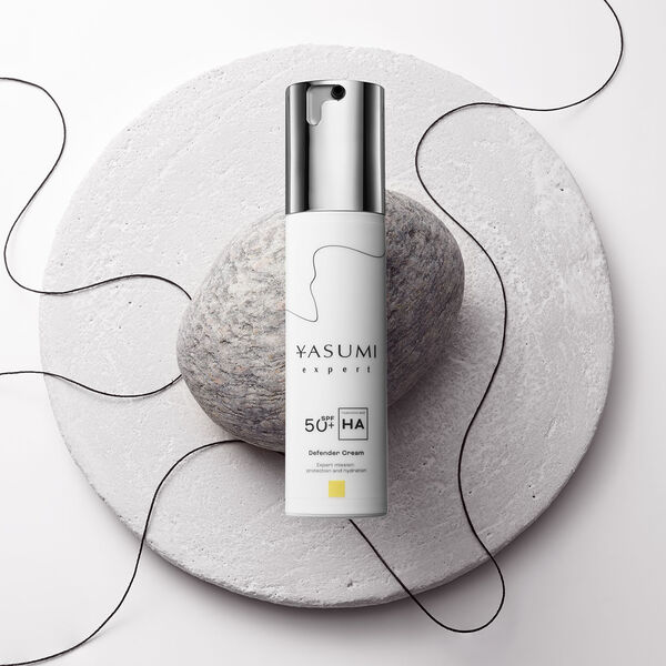 🇯🇵 Αντηλιακή Κρέμα Προσώπου - Defender Cream SPF 50 + HA